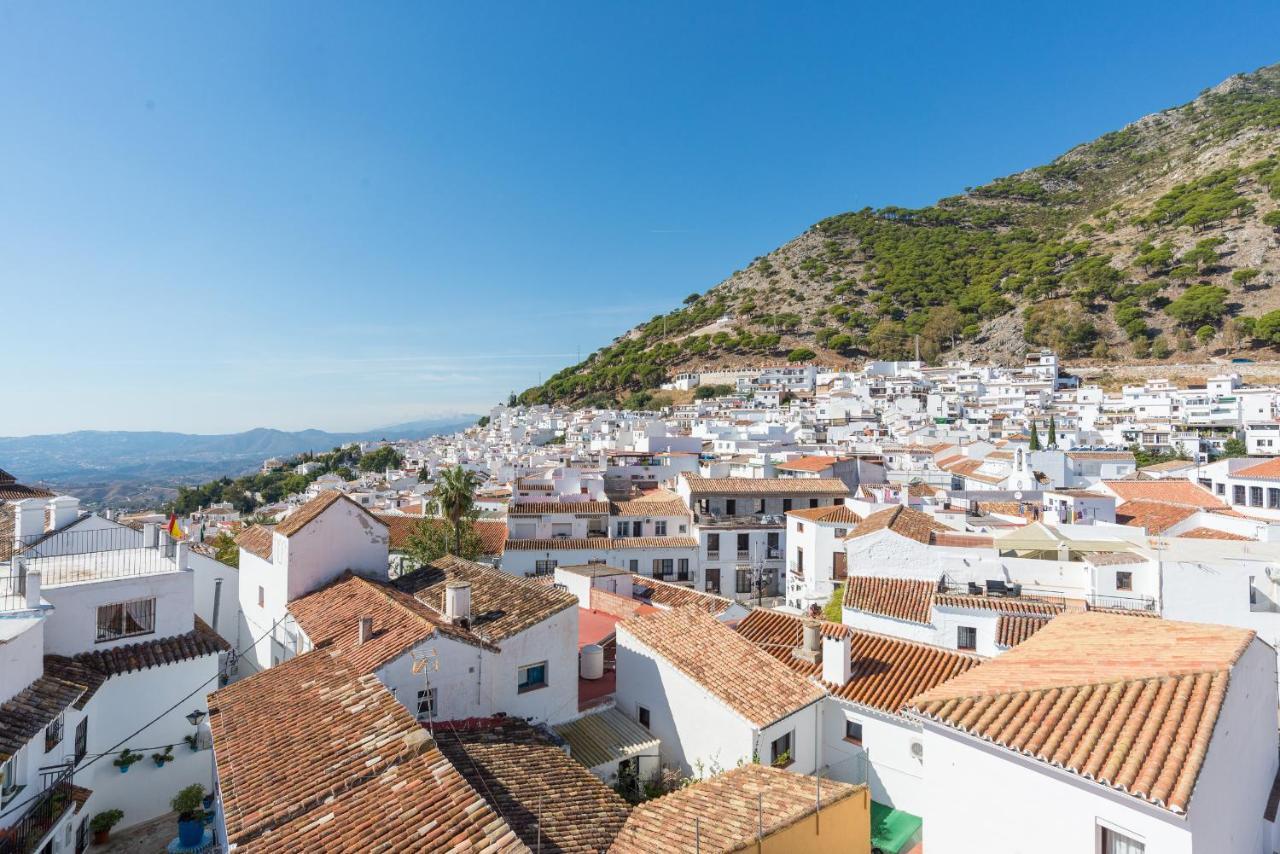 Hostal El Escudo De Mijas Exterior foto